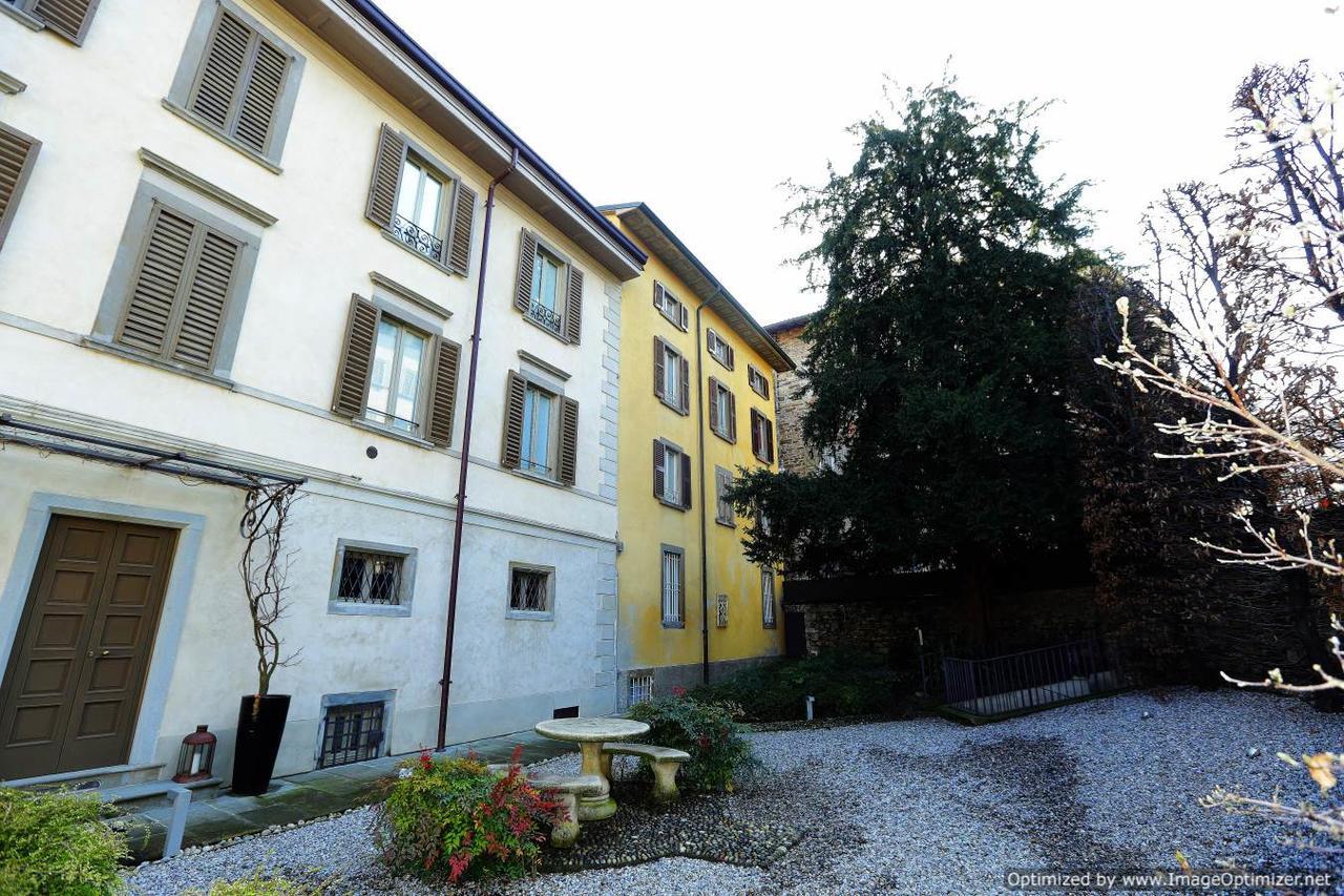 A Due Passi Otel Bergamo Dış mekan fotoğraf